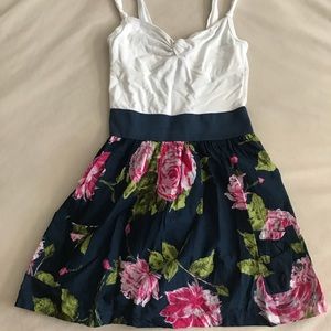 Abercrombie Floral Mini Dress. Size XS
